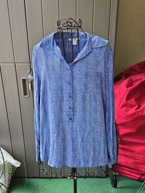 Dalia Collection Blue and White Printed Top